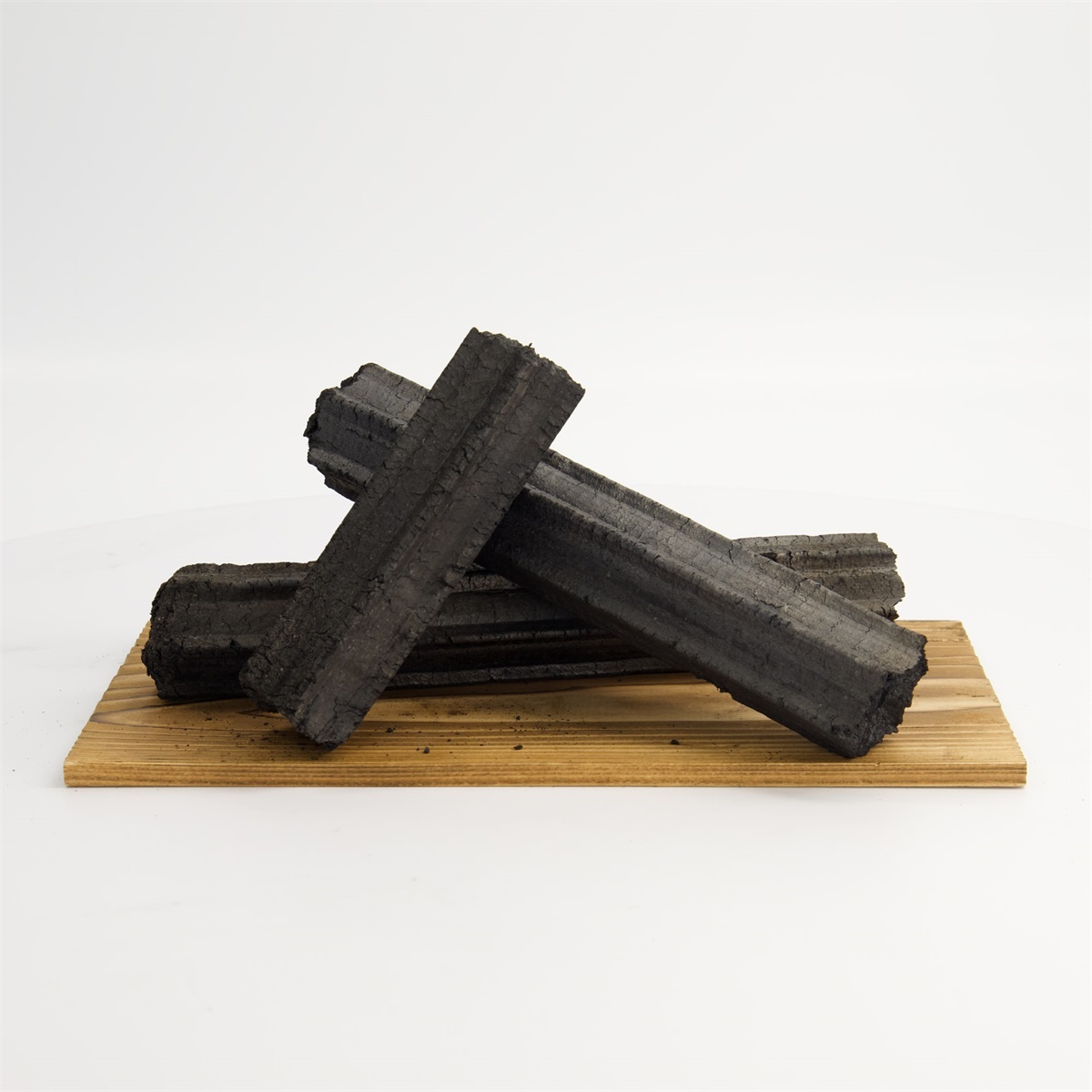 Gepresste Ogatan Holzkohle - aus Vietnam - 10 kg